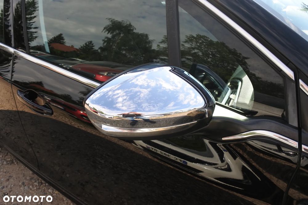 Peugeot 208 1.2 PureTech Allure S&S - 29