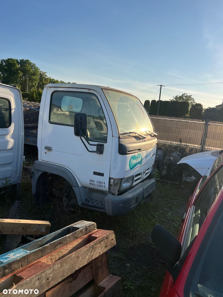 Kabina Nissan Cabstar Bez Korozji Import - 11