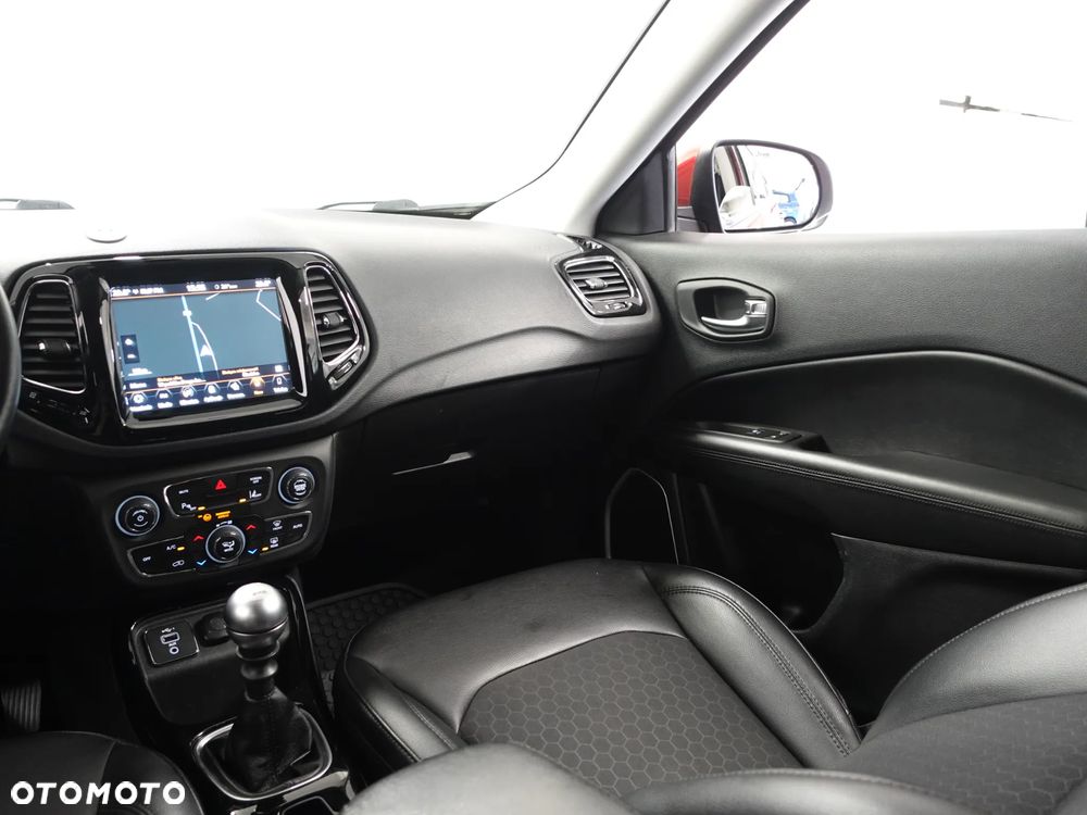 Jeep Compass 1.6 MultiJet Limited - 28