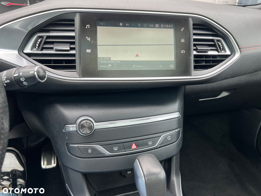 Peugeot 308 PureTech 130 EAT6 Stop & Start GT-Line Edition - 23