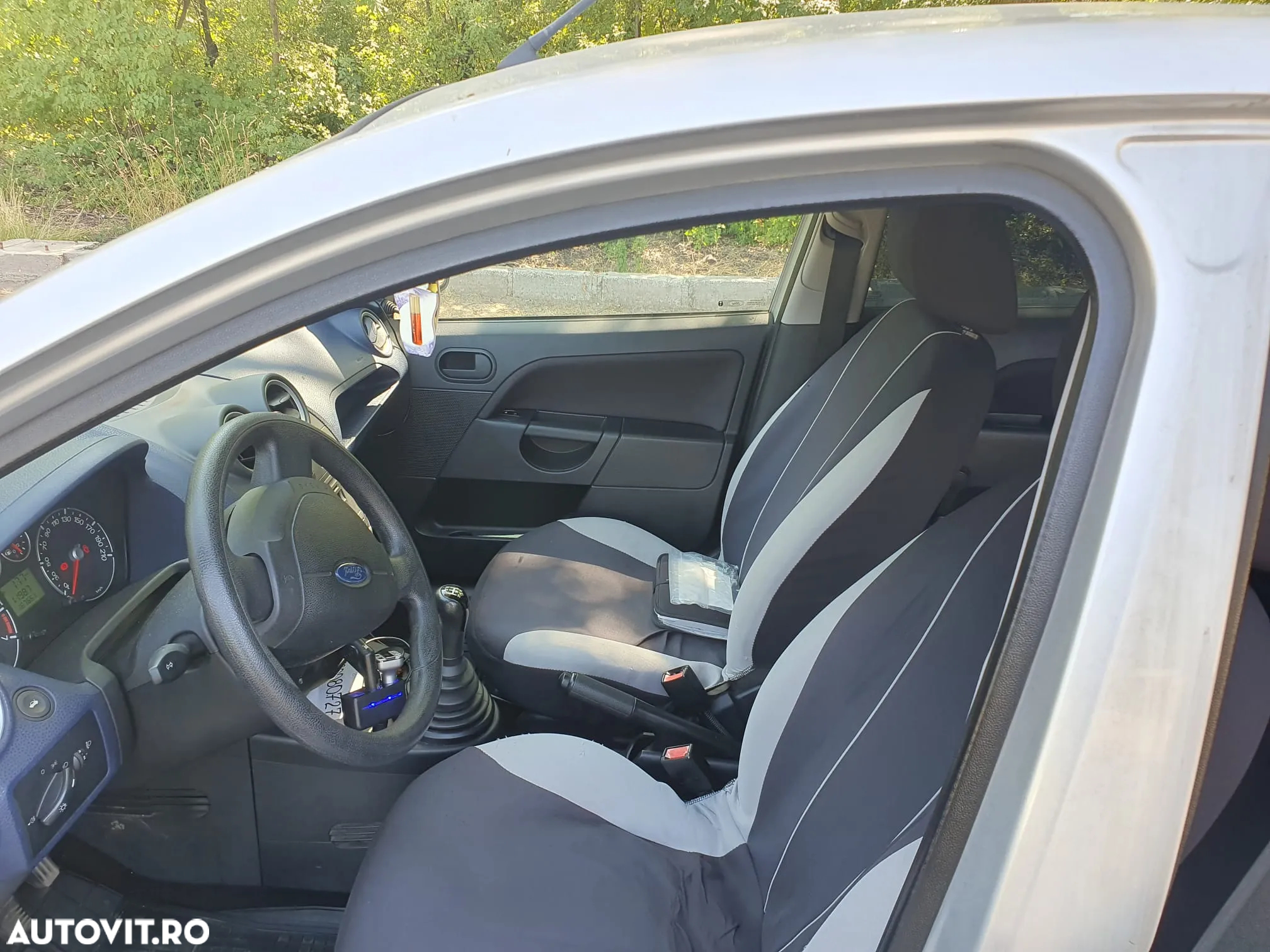 Ford Fiesta - 12