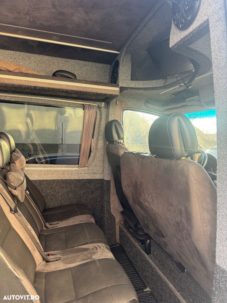 Mercedes-Benz Sprinter - 10