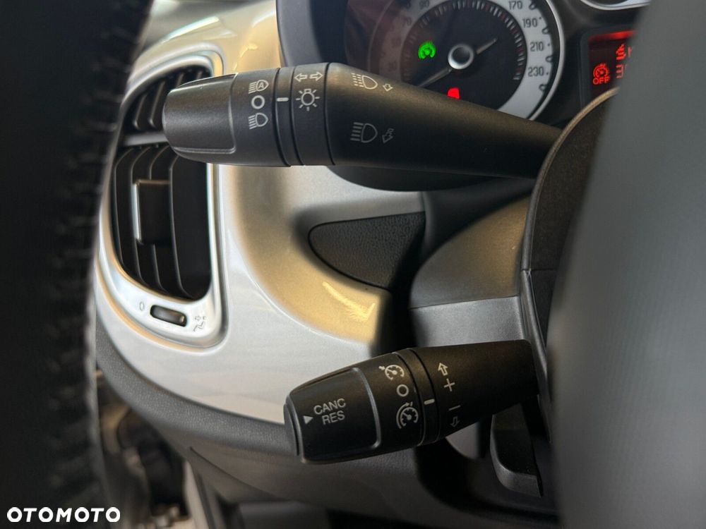 Fiat 500L - 25