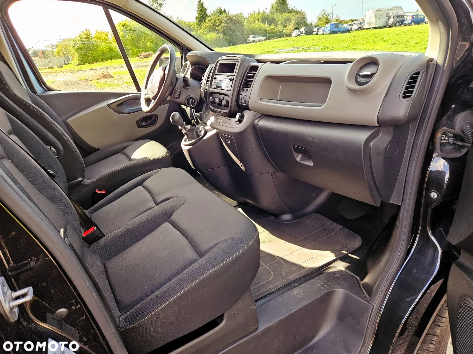 Renault TRAFIC L1H1 CZARNY KLIMATYZACJA - 12