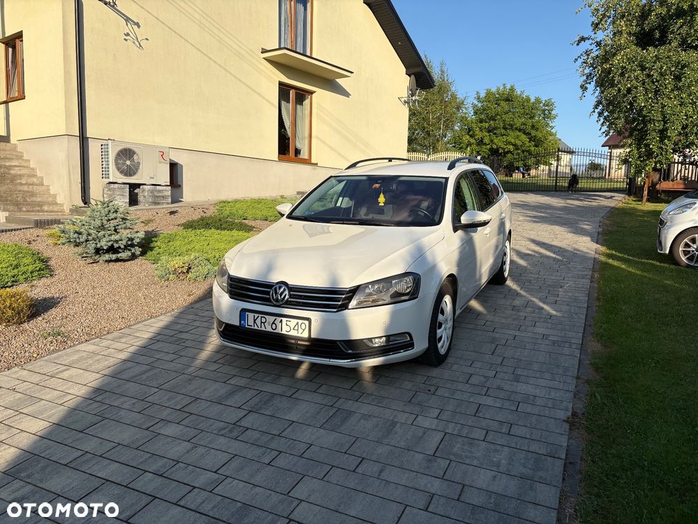 Volkswagen Passat Variant 2.0 Blue TDI SCR Comfortline - 9