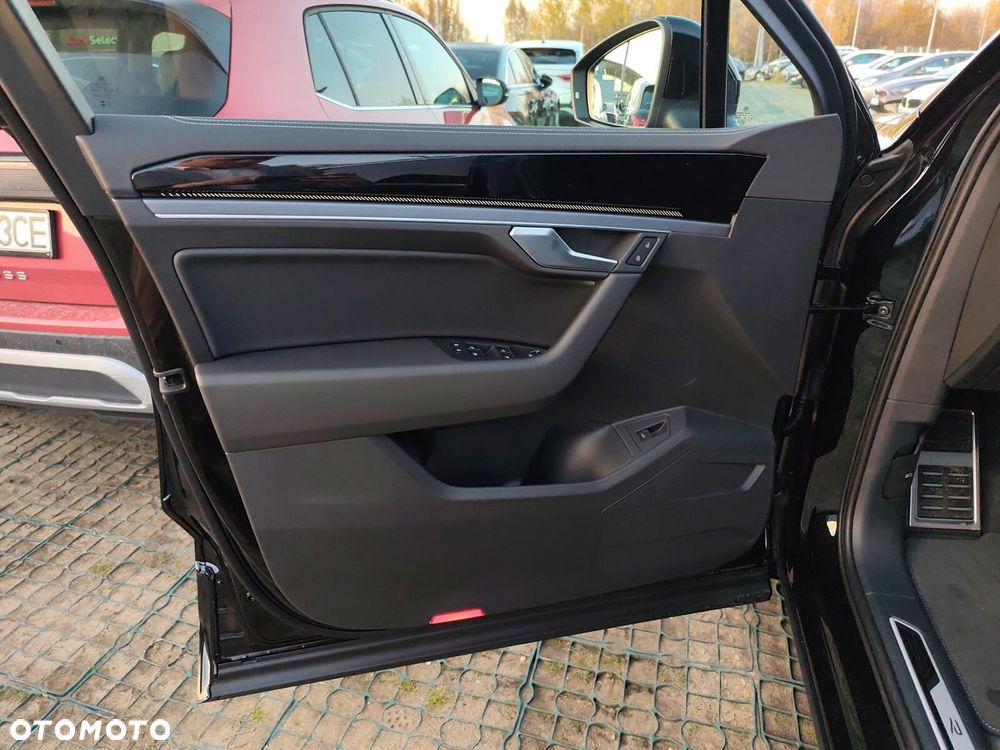 Volkswagen Touareg 3.0 V6 TDI SCR 4Mot R-Line - 10