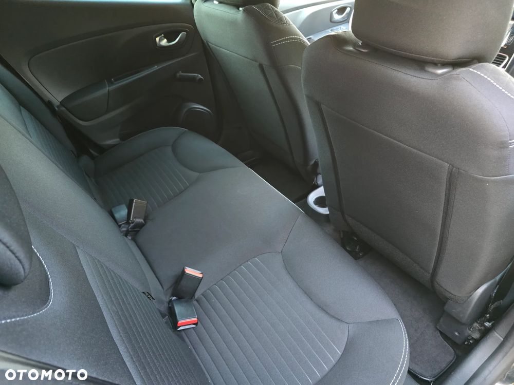 Renault Clio - 31