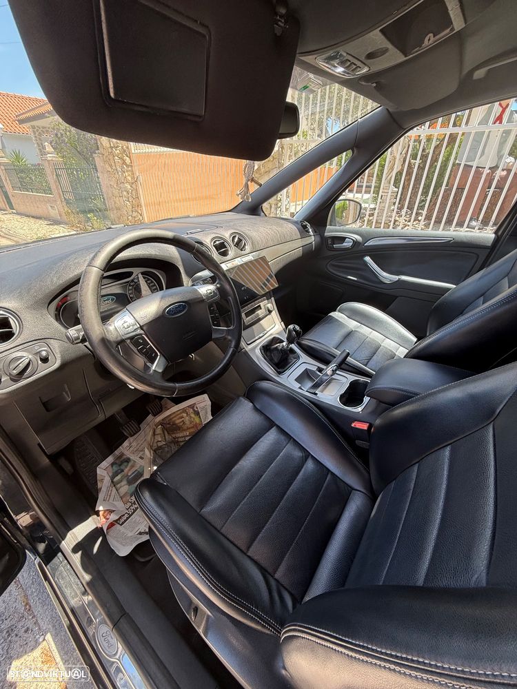 Ford S-Max 2.0 TDCi Titanium 7L - 11