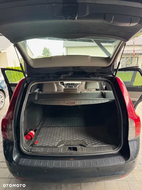 Volvo V50 1.6D DRIVe Start-Stop - 11