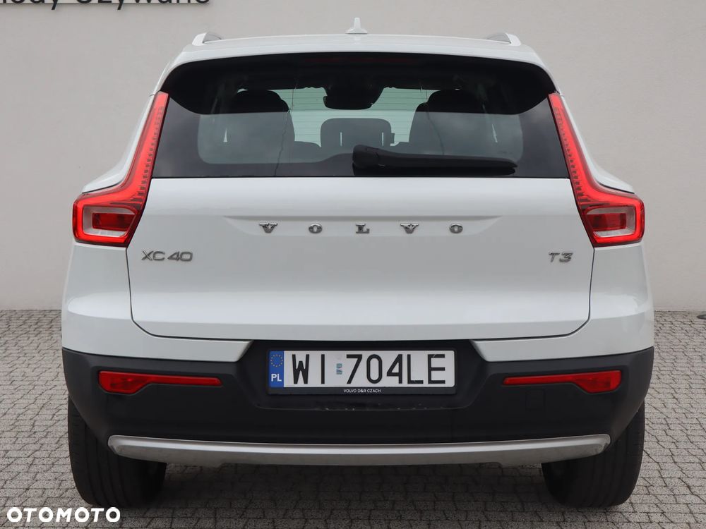 Volvo XC 40 T3 Momentum - 6