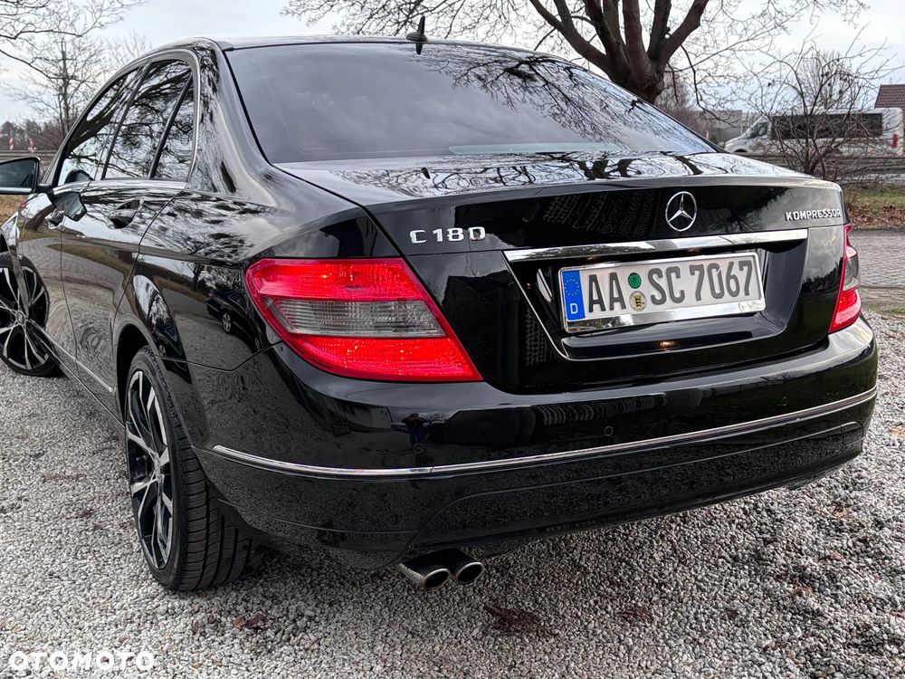Mercedes-Benz Klasa C 180 Kompressor Avantgarde - 23