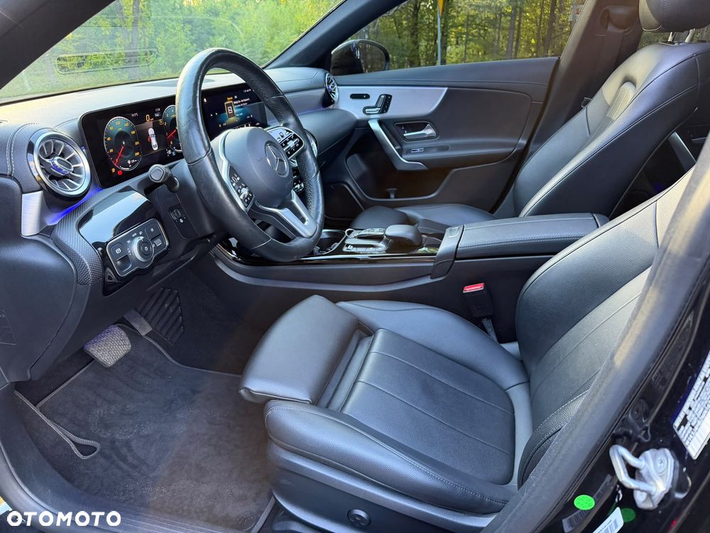 Mercedes-Benz CLA 250 AMG Line 7G-DCT - 14