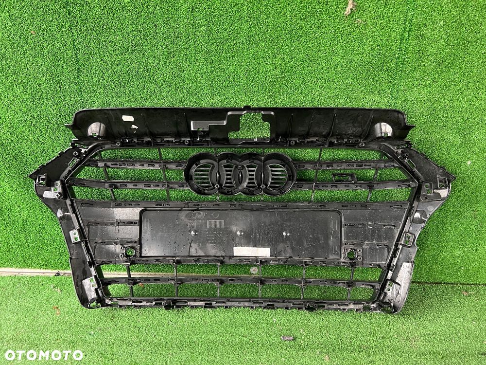 Audi A3 S3 8V5 lift 2016- Black Atrapa , Grill - 5