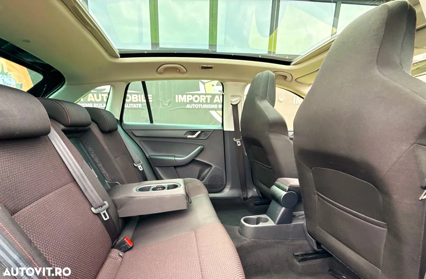 Skoda RAPID Spaceback 1.6 TDI Style+ Green tec - 21