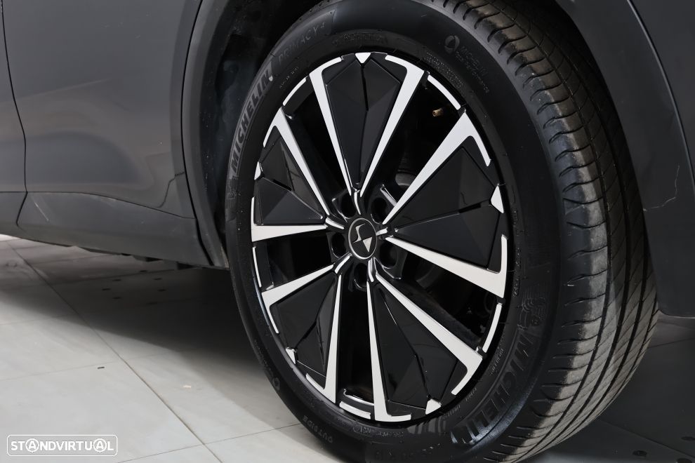 DS DS7 4x4 300 Rivoli - 13