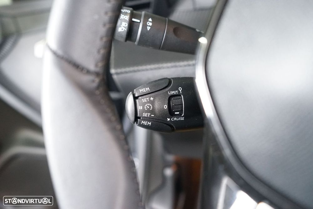 Peugeot 208 1.2 PureTech Active - 23