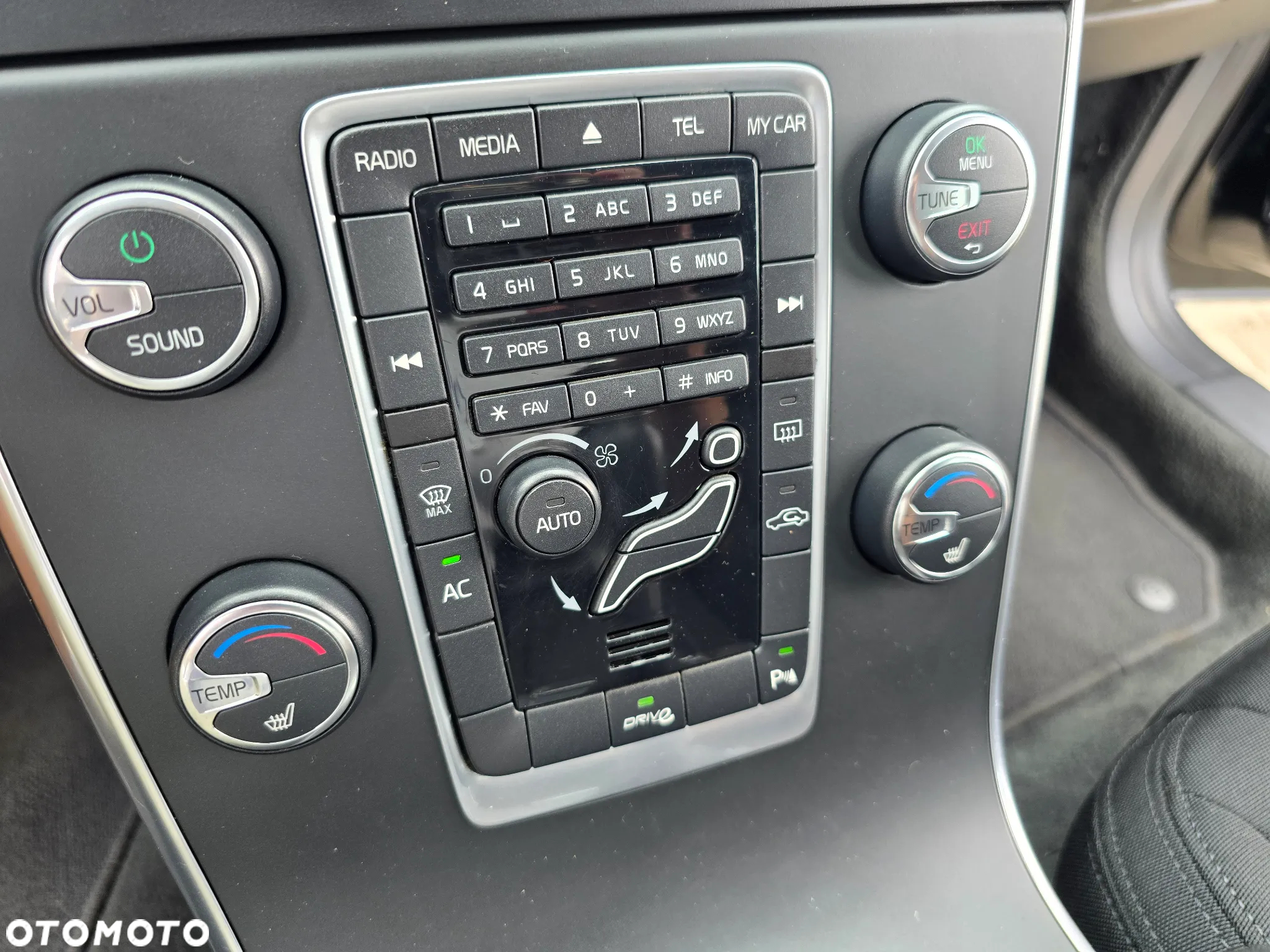 Volvo V60 - 30