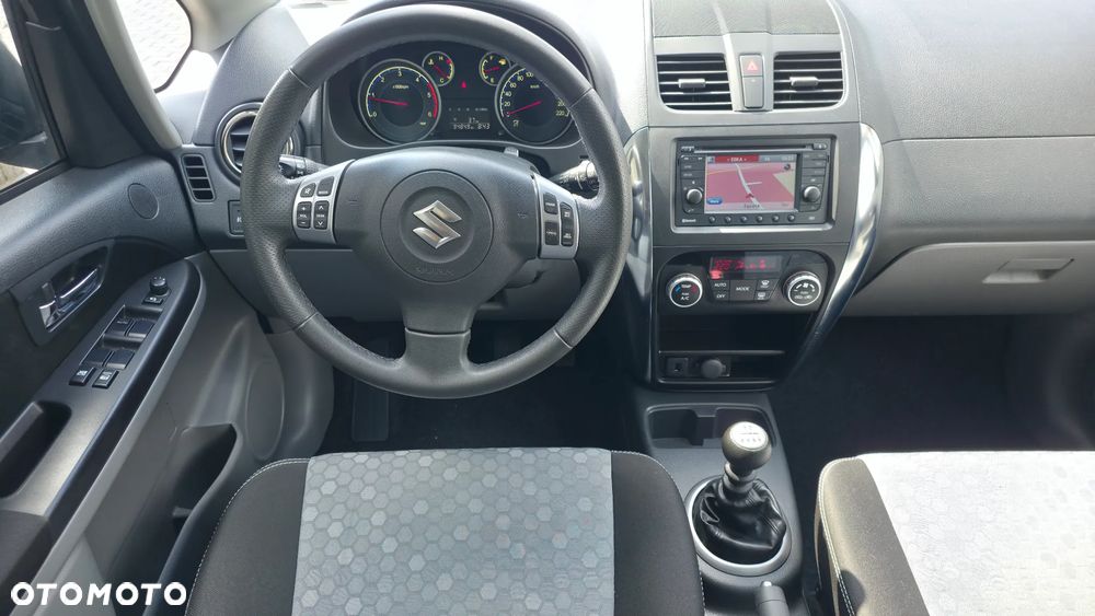 Suzuki SX4 2.0 DDiS Premium 4WD - 7