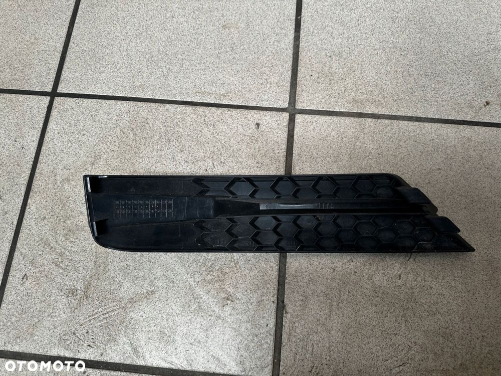 volkswagen oe 7c0807246 kratka wentylacyjna, zderzak - 2