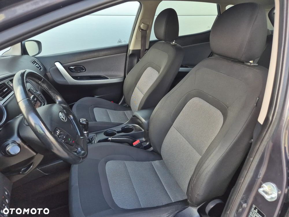 Kia Ceed 1.4 CVVT Dream Team Edition - 20