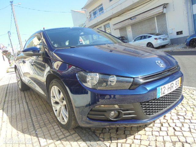 VW Scirocco 2.0 TDI Sport DSG - 3