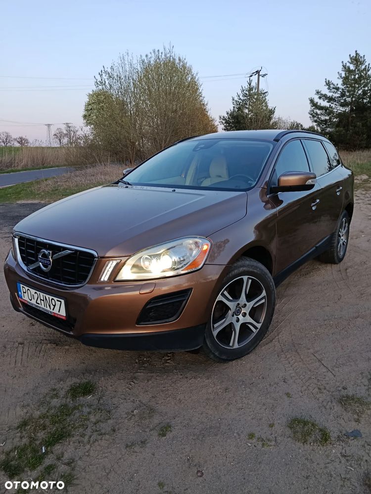Volvo XC 60 2.4D AWD Momentum - 1
