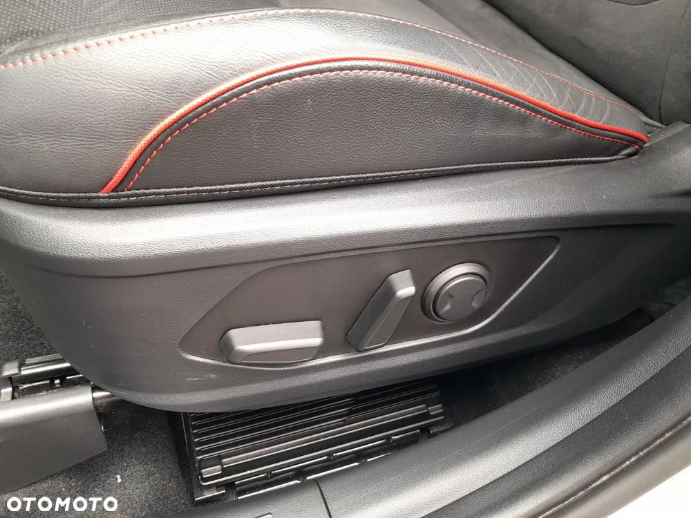 Hyundai Tucson 1.6 T-GDi N-Line 4WD DCT - 22