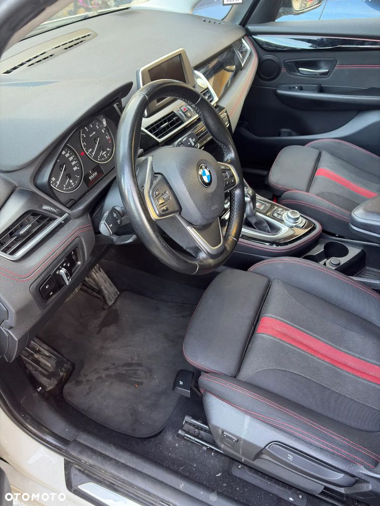 BMW Seria 2 218i - 6