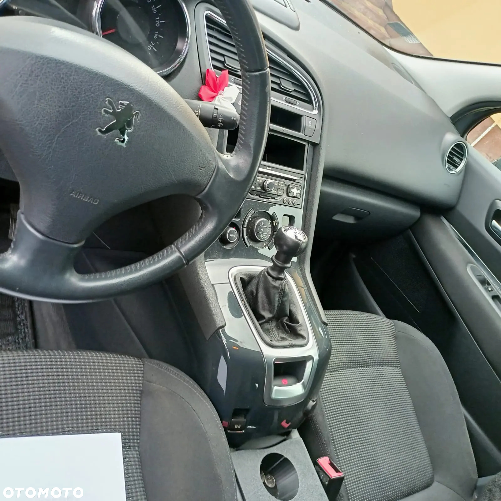 Peugeot 5008 1.6 HDi Premium - 4