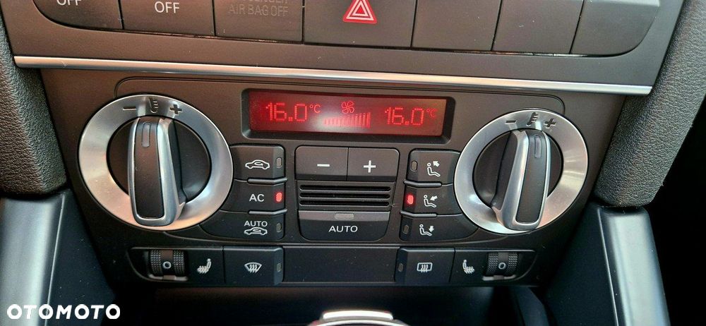 Audi A3 Sportback 1.6 TDI S tronic Attraction - 34