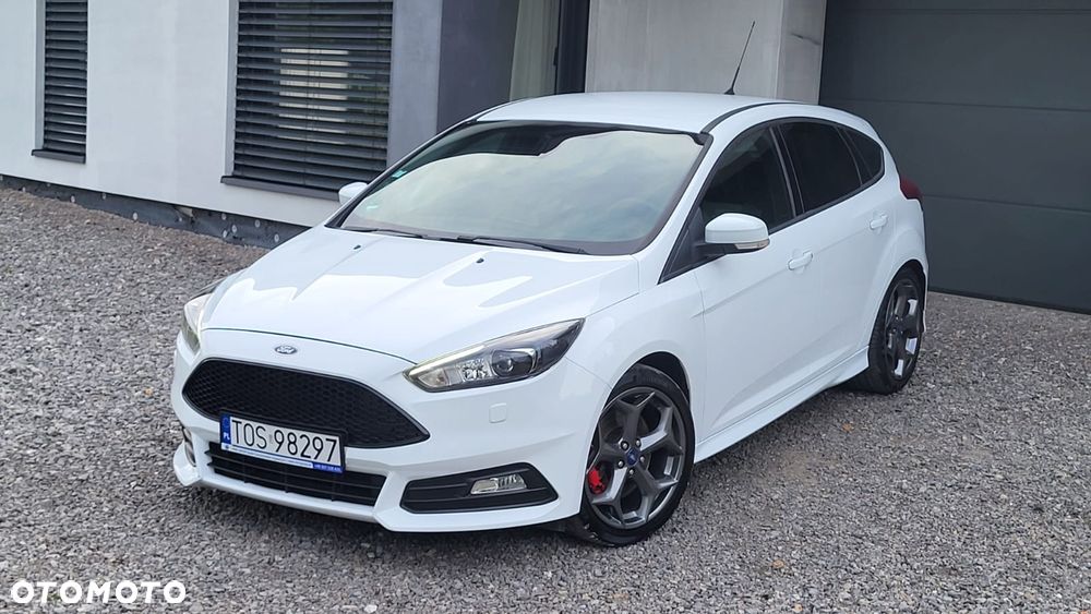 Ford Focus 2.0 TDCi ST - 18
