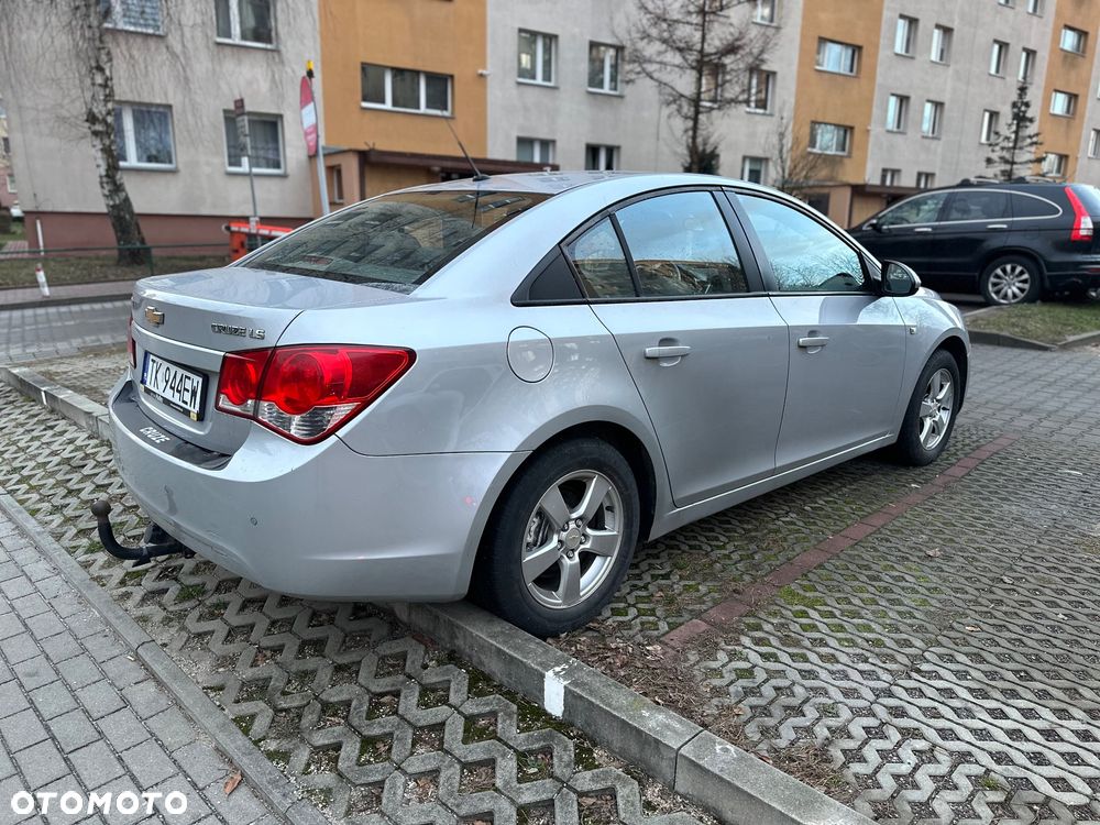 Chevrolet Cruze - 3