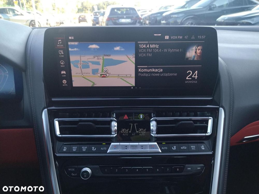 BMW Seria 8 - 15
