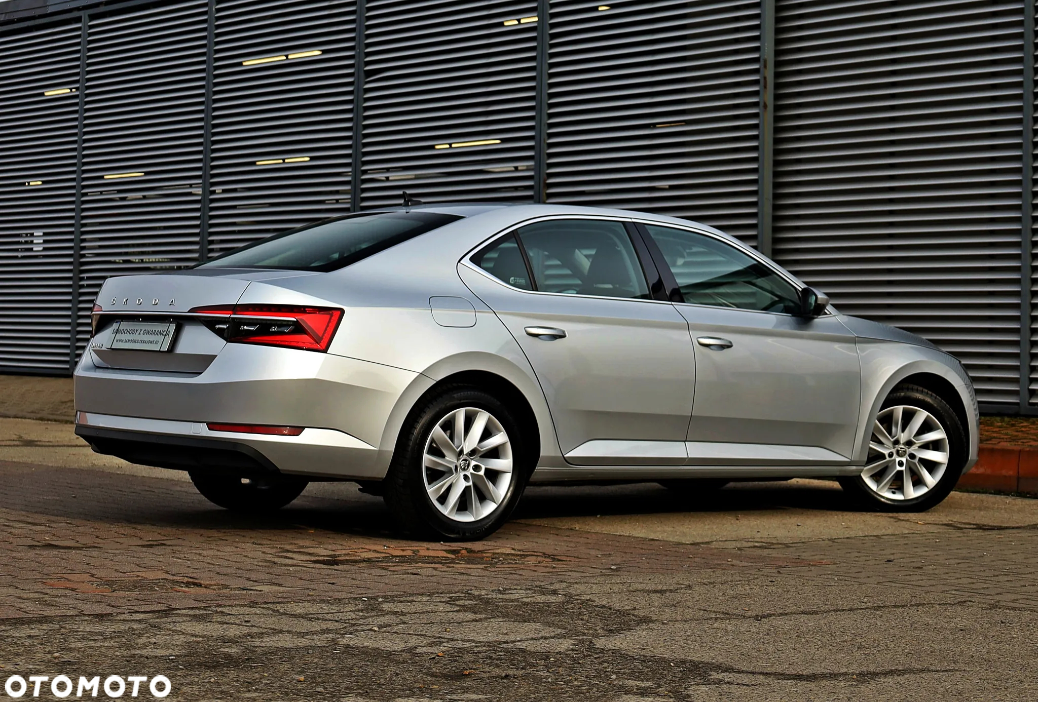 Skoda Superb 2.0 TDI SCR Ambition - 11