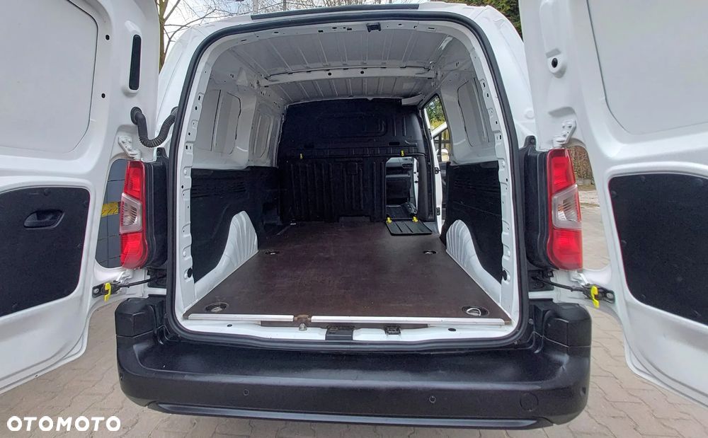 Opel COMBO MAXI LIFT - 19