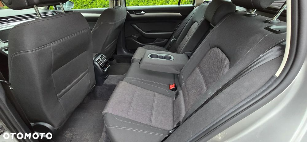 Volkswagen Passat 2.0 TDI BMT Comfortline DSG - 14