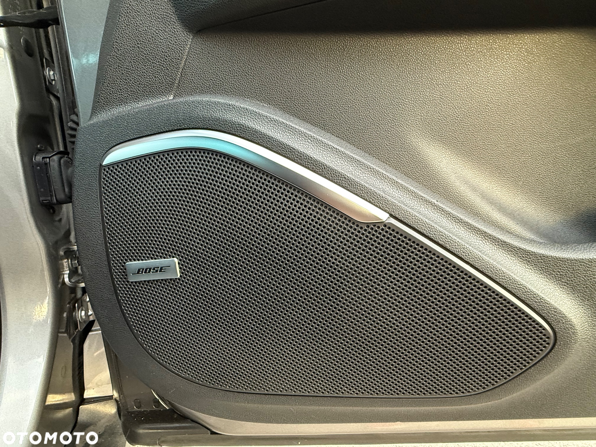 Renault Scenic ENERGY TCe 130 S&S Bose Edition - 28