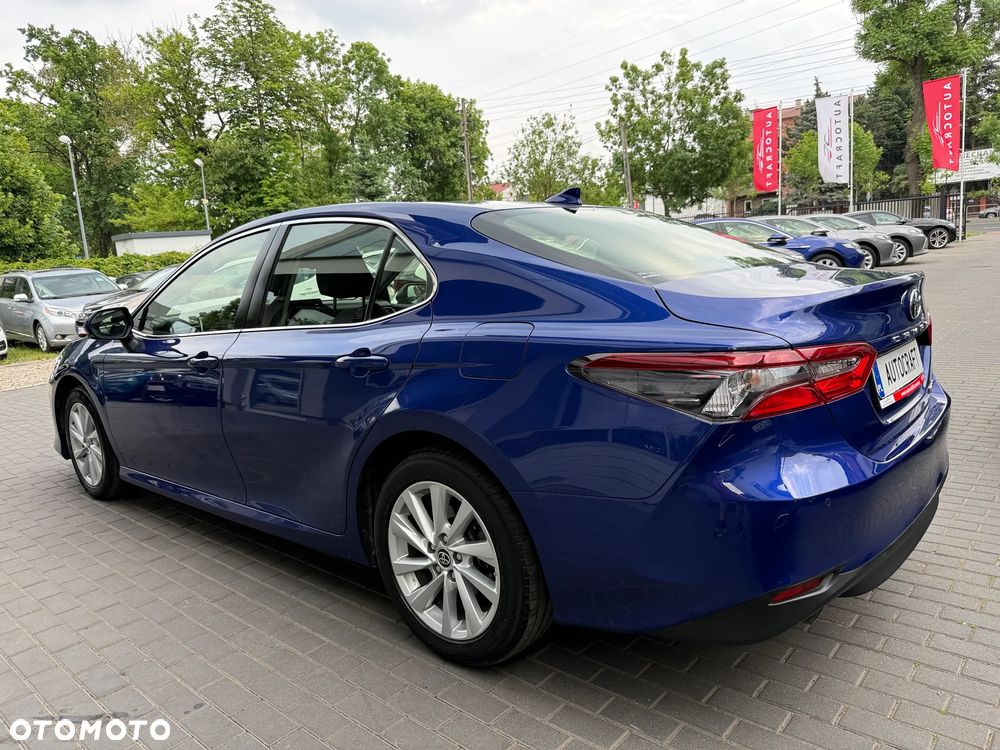 Toyota Camry 2.5 Hybrid Comfort CVT - 25