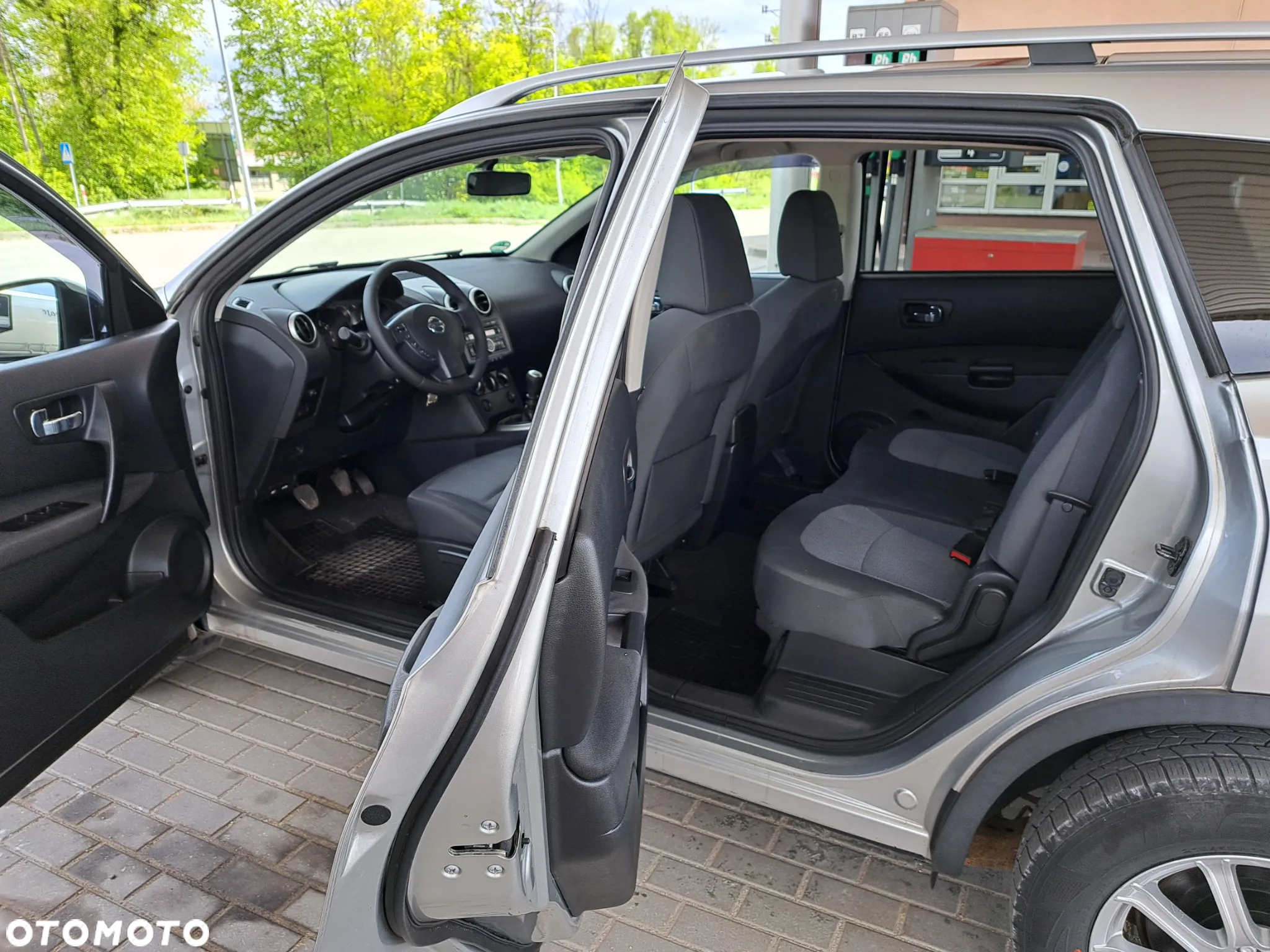Nissan Qashqai+2 - 15