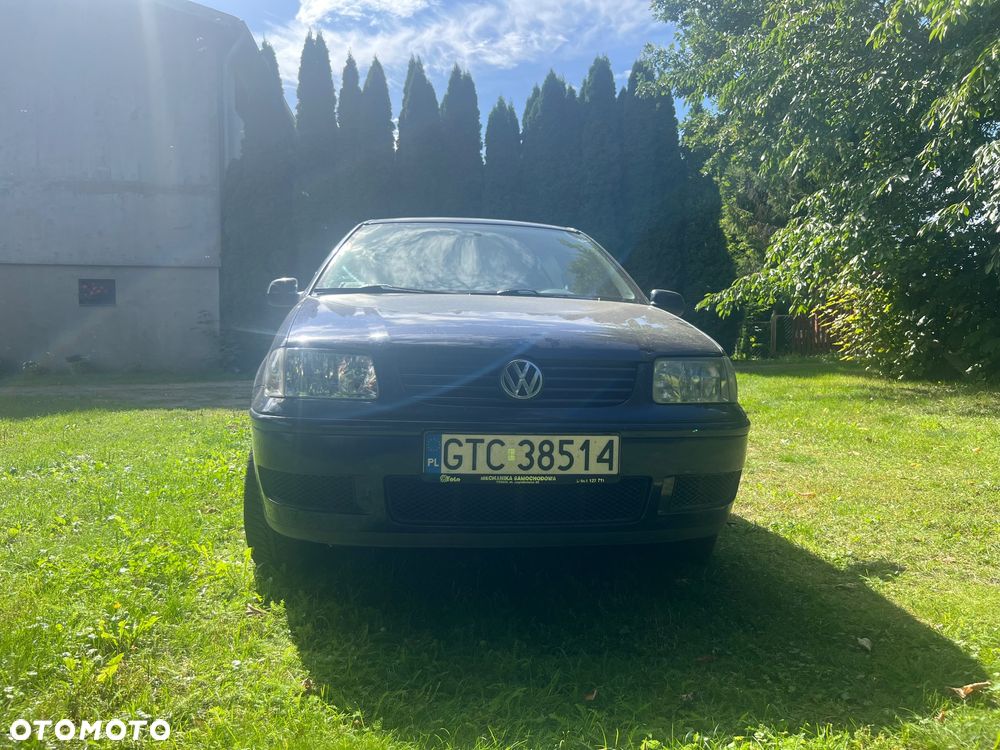 Volkswagen Polo 1.4 Comfortline - 2
