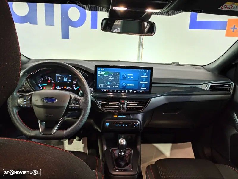 Ford Focus 1.0 EcoBoost MHEV ST-Line - 14