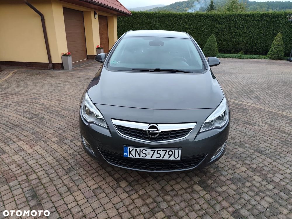 Opel Astra 1.6 Design Edition - 5
