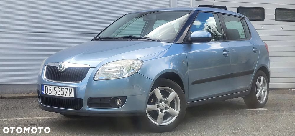 Skoda Fabia 1.6 16V Ambiente - 1