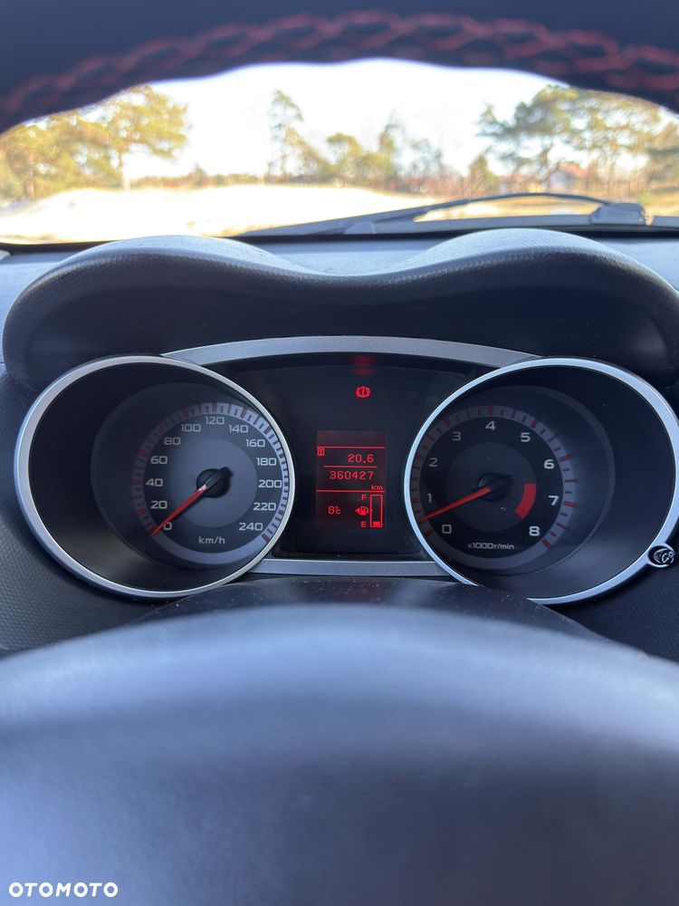 Mitsubishi Outlander 2.4 2WD - 2