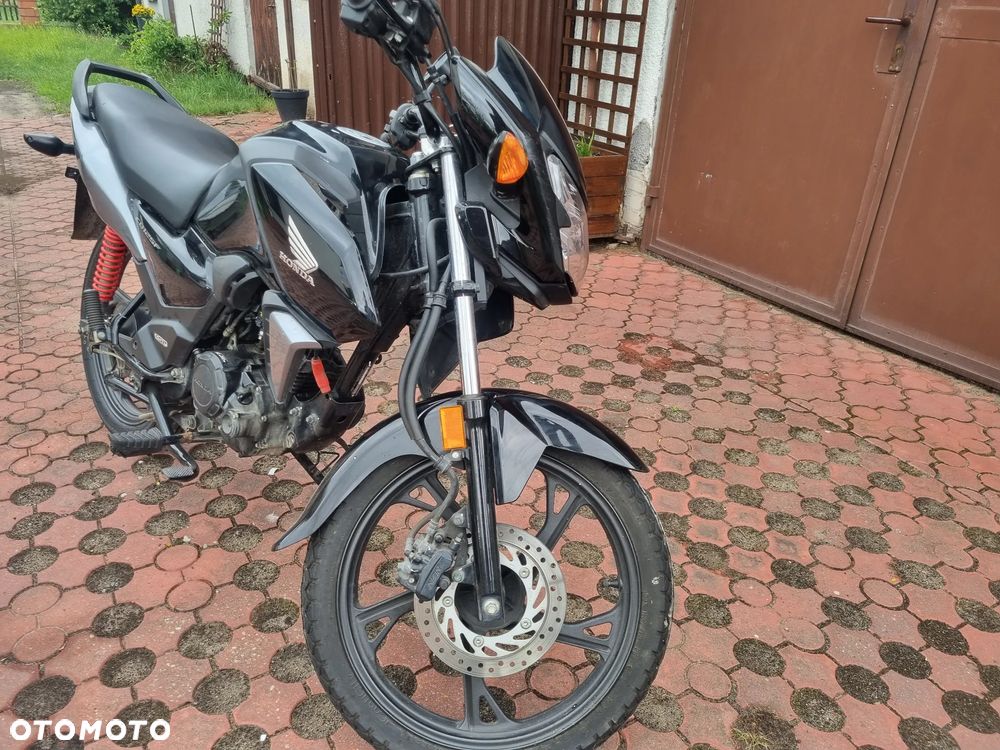 Honda CBF - 2
