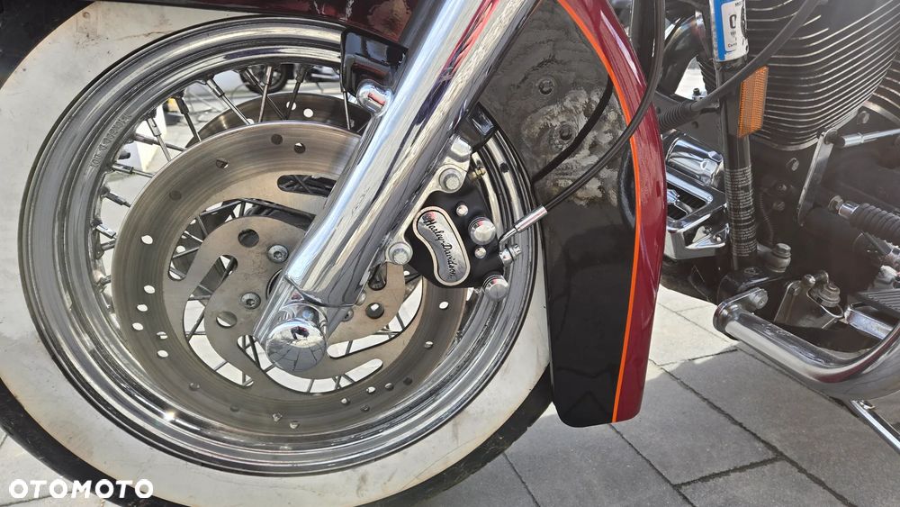 Harley-Davidson Touring Road King - 13