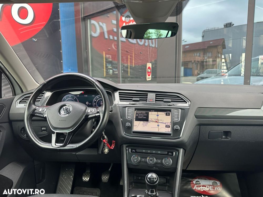 Volkswagen Tiguan - 6