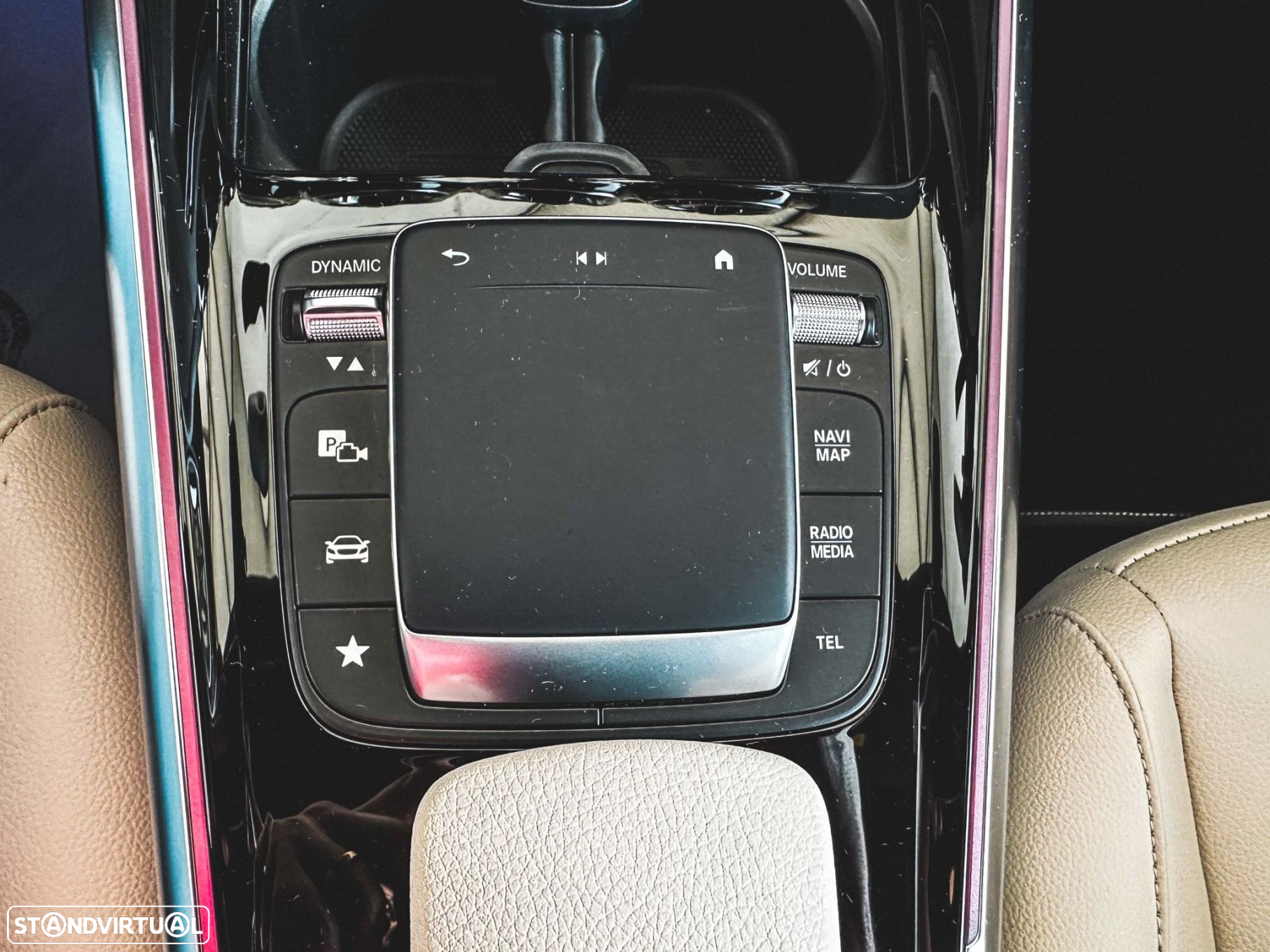 Mercedes-Benz GLA 250 e 8G-DCT Progressive - 17