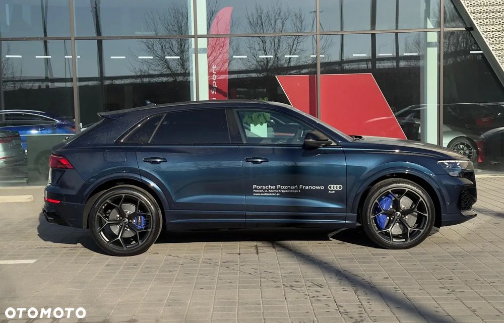Audi RS Q8 - 12