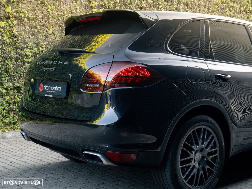Porsche Cayenne S - 13